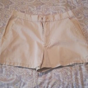 American Eagle Outfitters khaki shorts, size 8 🌟last week on sale ⏰️